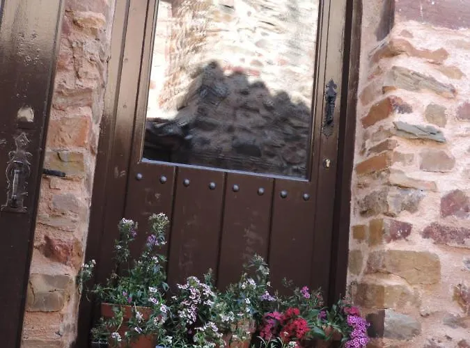 El Rincon Maragato 3* 카스트리요 데 로스 폴바사레스